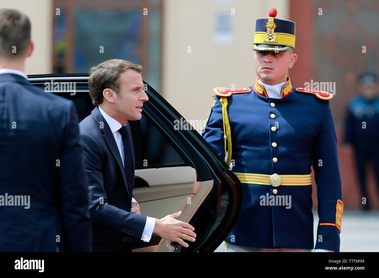 Sibiu, Romania. 9th May, 2019. French President Emmanuel Macron arrives for an European Union (EU) informal summit in Sibiu, Romania, on May 9, 2019. The leaders of the EU member states on Thursday agreed on defending 'one Europe' and upholding the rules-based international order in their '10 commitments' declaration, made at an informal summit in Sibiu, central Romania. Credit: Cristian Cristel/Xinhua/Alamy Live News Stock Photo