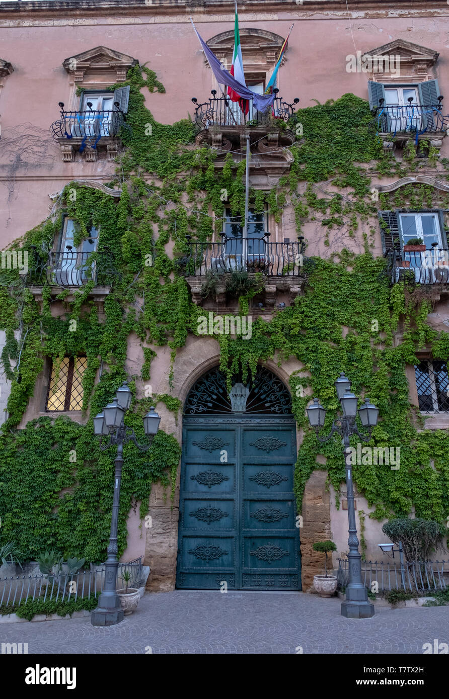 Town hall agrigento hires stock photography and images Alamy