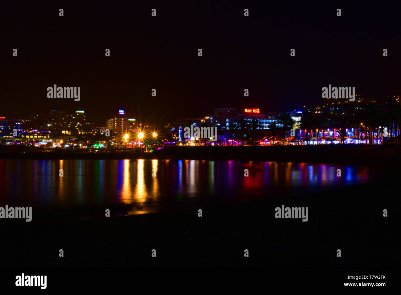 Playa De Las Americas Nightlife High Resolution Stock Photography and  Images - Alamy