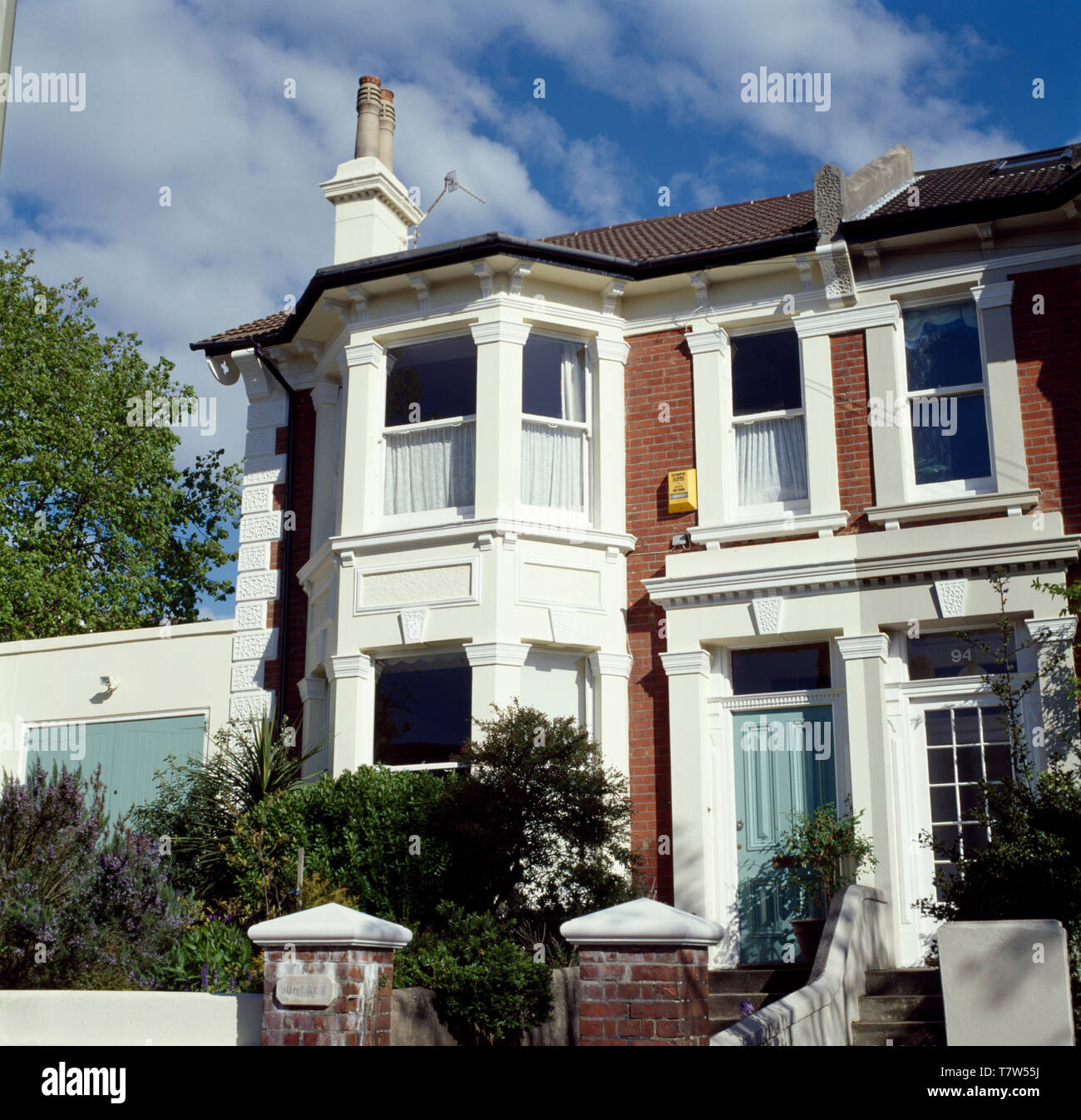 Townhouse exterior hires stock photography and images Alamy
