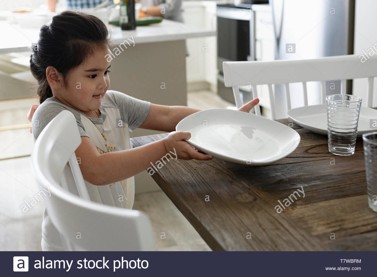 Girl Setting The Table Clipart