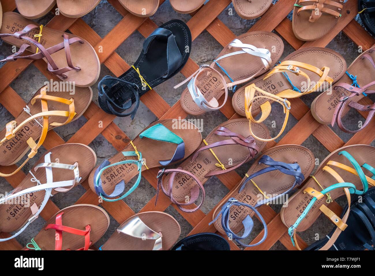 Italy, Apulia, Salento region, Lecce, shop of shoes made locally in the  historic centre Stock Photo - Alamy