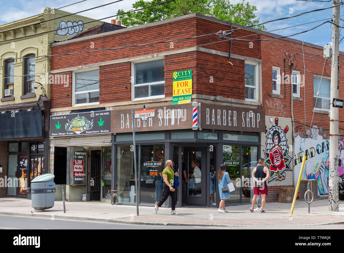Toronto queen street west hi-res stock photography and images - Alamy
