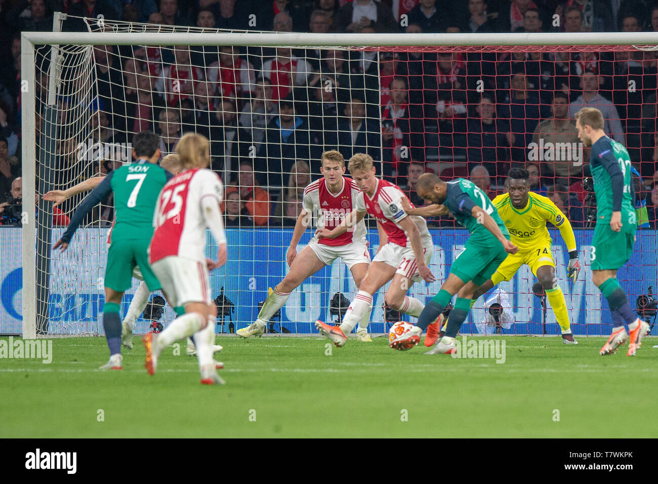 8 may 2019 Amsterdam, The Netherlands Soccer Champions League semi final Ajax  v Tottenham Hotspur Lucas Moura of Tottenham Hotspur scores Stock Photo -  Alamy