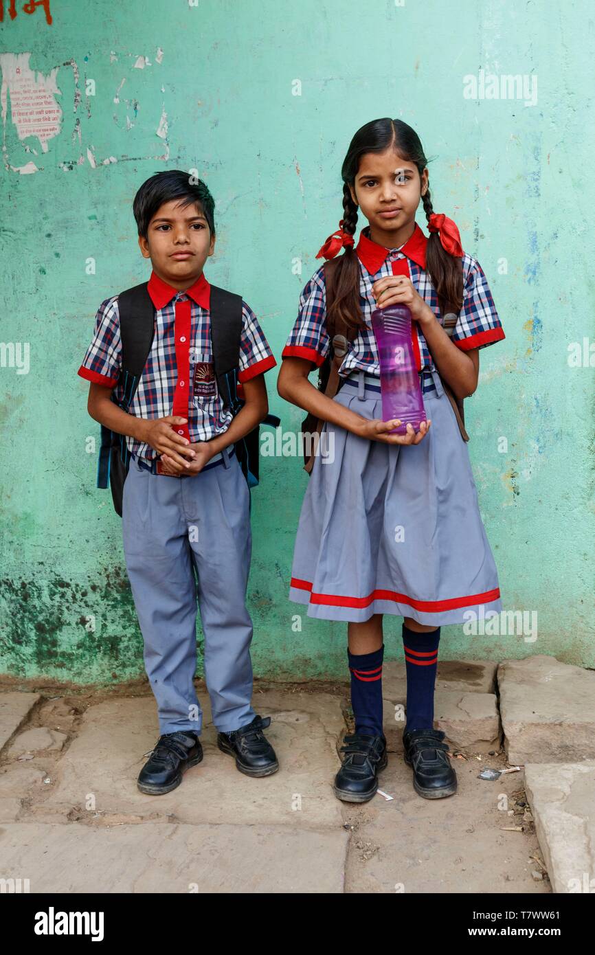 India, Madhya Pradesh, Chanderi, two schoolchildren Stock Photo