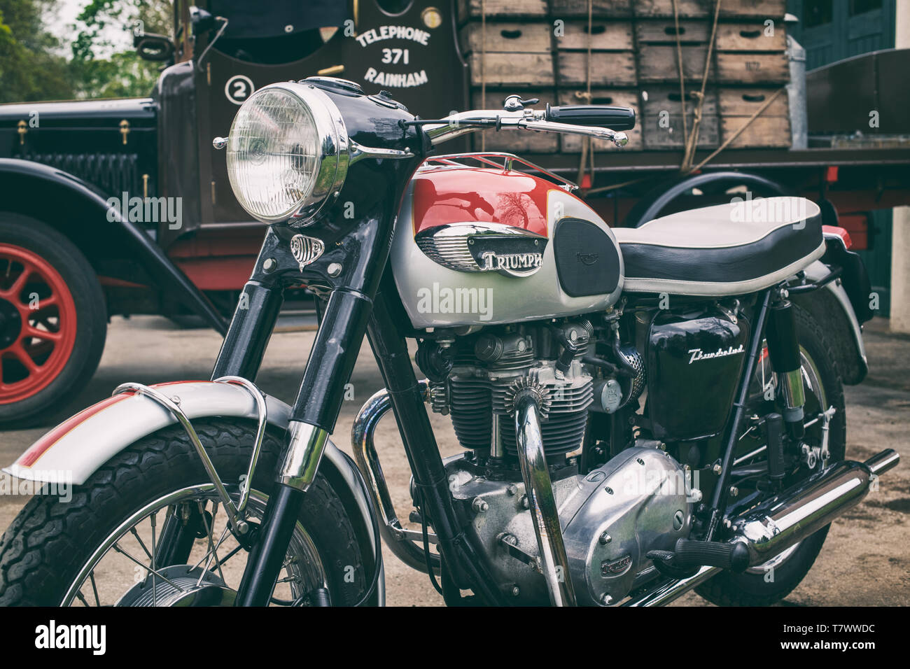 Triumph thunderbird on sale 1960 for sale