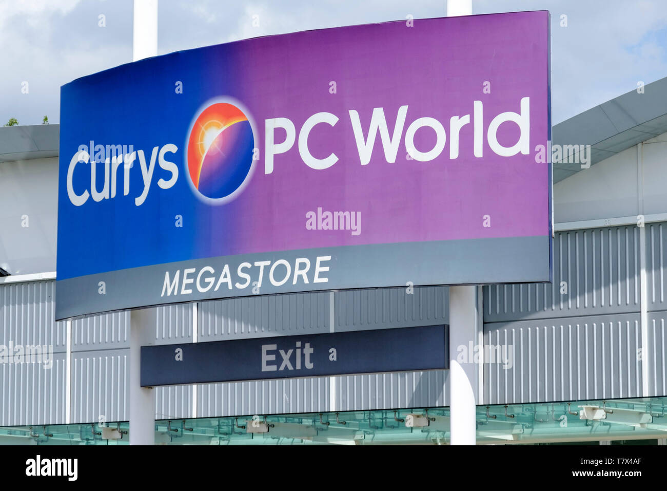 Currys Pc World Stock Photos & Currys Pc World Stock Images Alamy