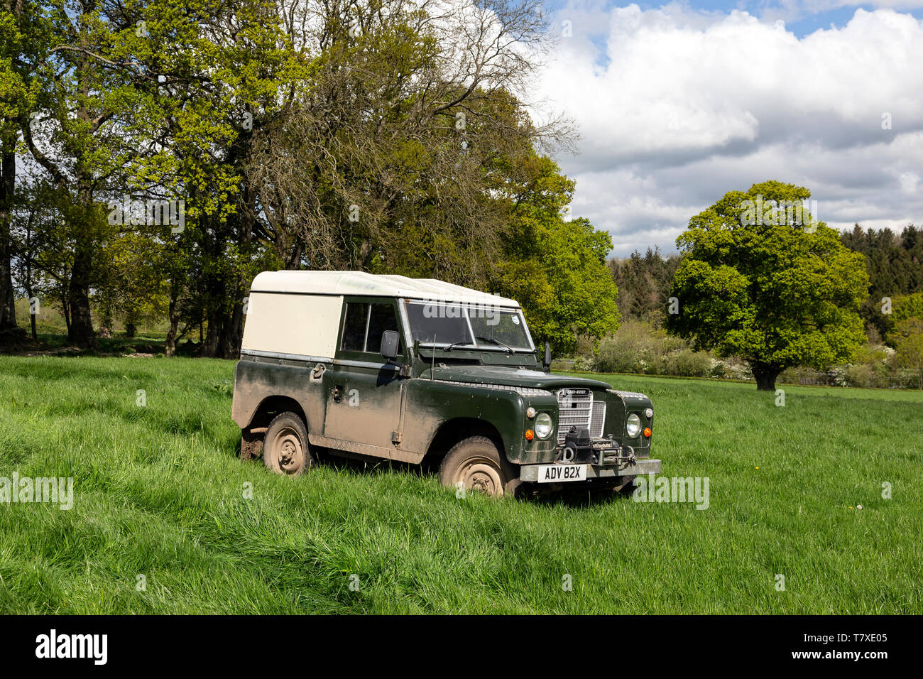 Autocollants 2 x One Life Farm il Drôle 4x4 off road agriculture Land Rover Autocollants 2 x One Life Farm il Drôle 4x4 off road agriculture Land Rover