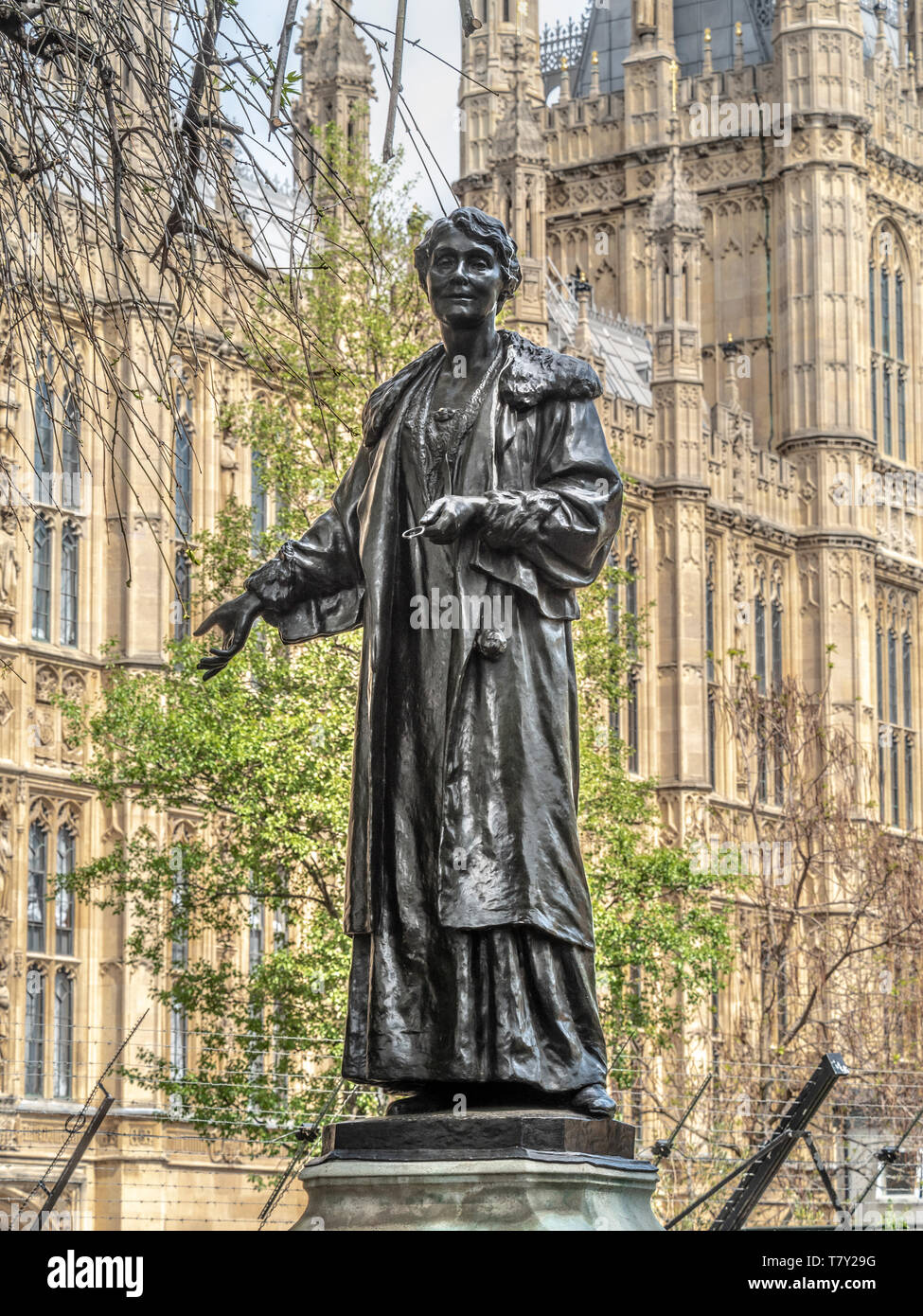 Bronze statue of Emmeline Pankhurst by Arthur George Walker situated in the Victoria Tower Gardens, Westminster, London, UK. Unveiled in 1930. Stock Photo