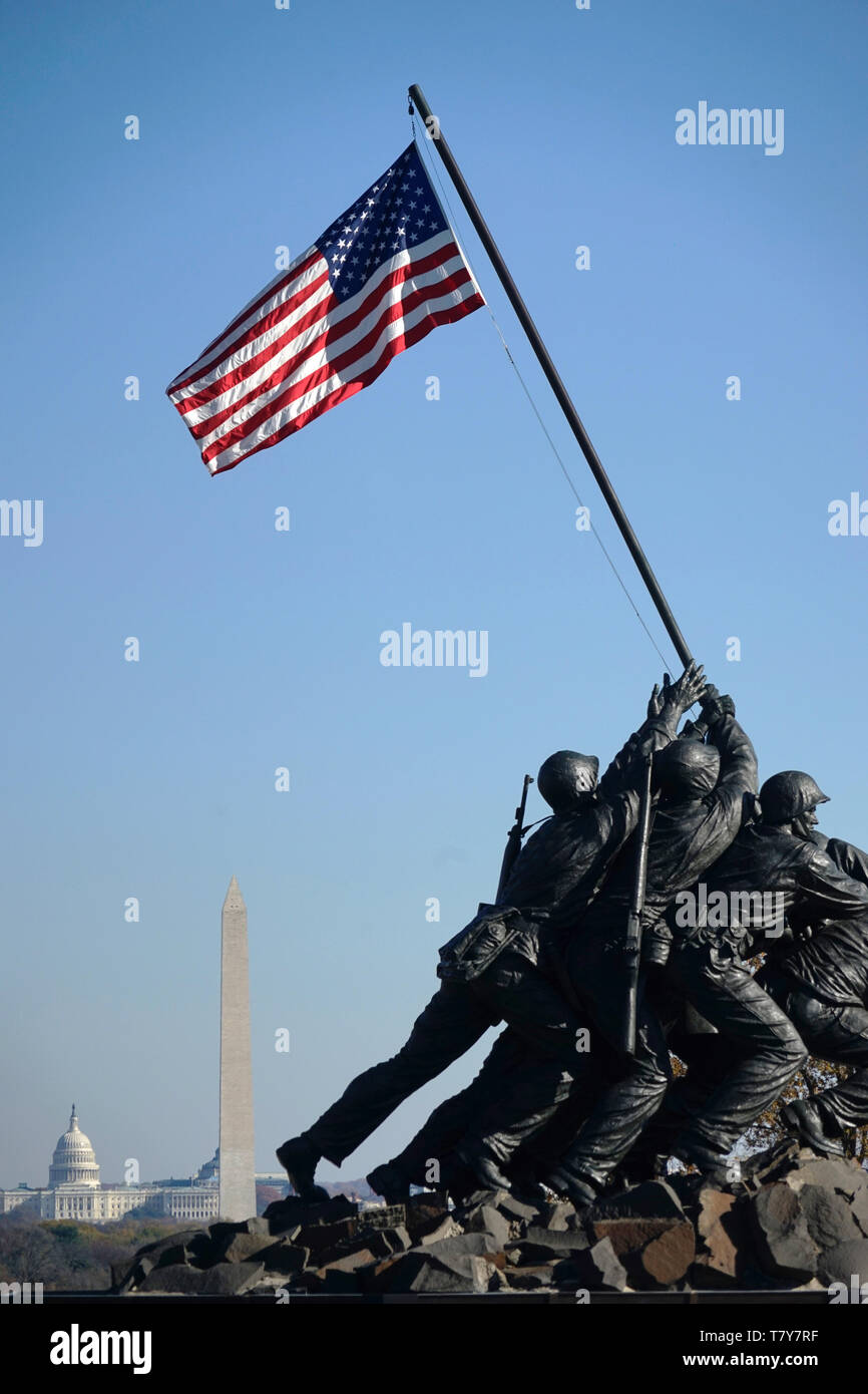 United States Marine Corps War Memorial aka Iwo Jima Memorical in Arlington National Cemetery.Arlington.Virginia.USA Stock Photo