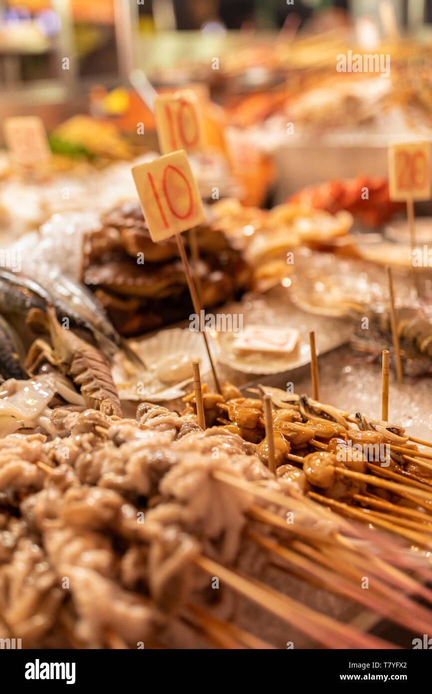 Street food in Kuala-Lumpur Stock Photo - Alamy