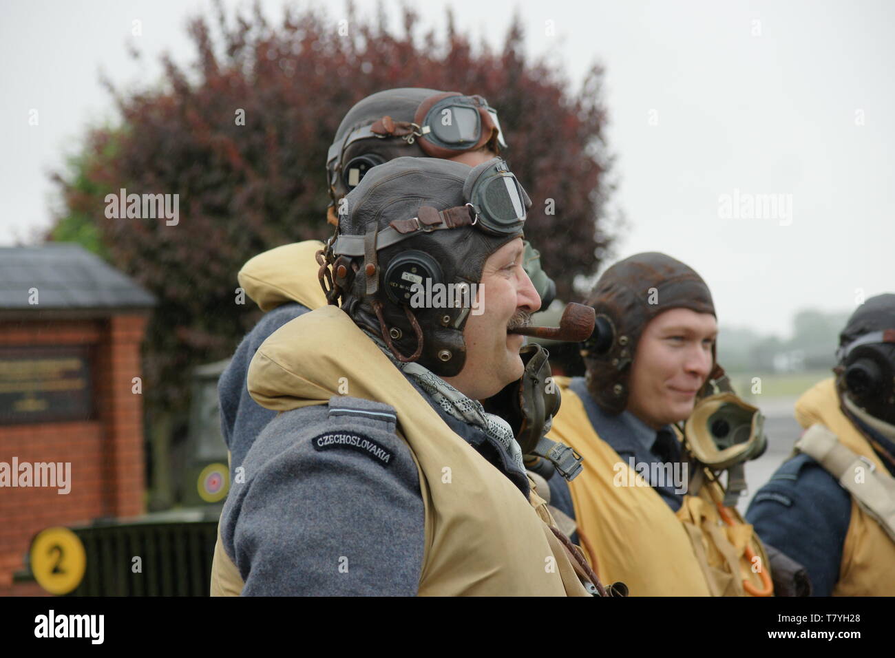 Raf pilot ww2 kit hi-res stock photography and images - Alamy