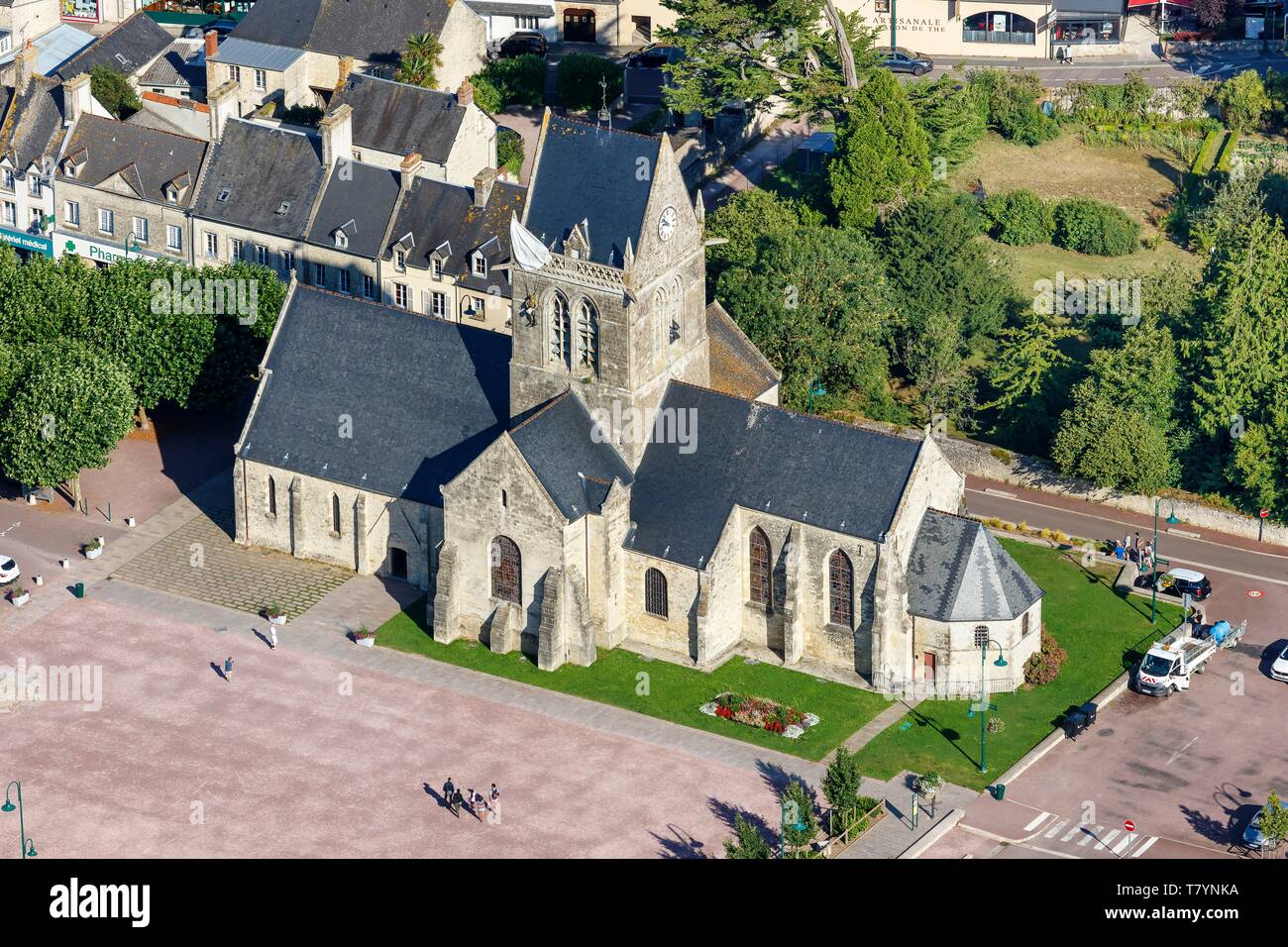Ste mere eglise church hires stock photography and images Alamy