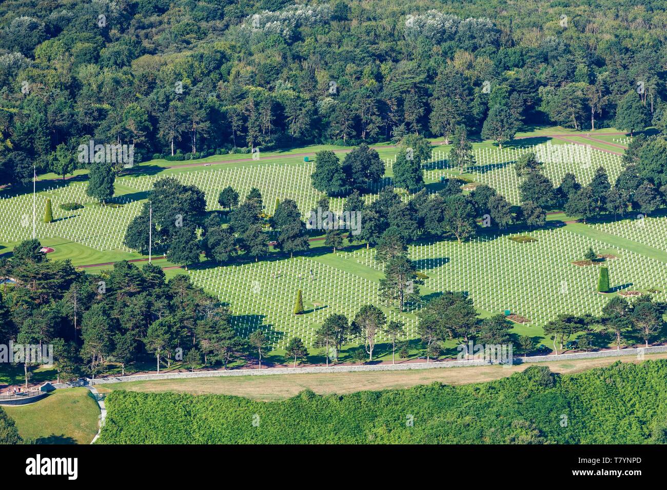 France, Calvados, Colleville sur Mer, Normandy American Cemetery near Omaha beach June 6 1944 landing beach (aerial view) Stock Photo