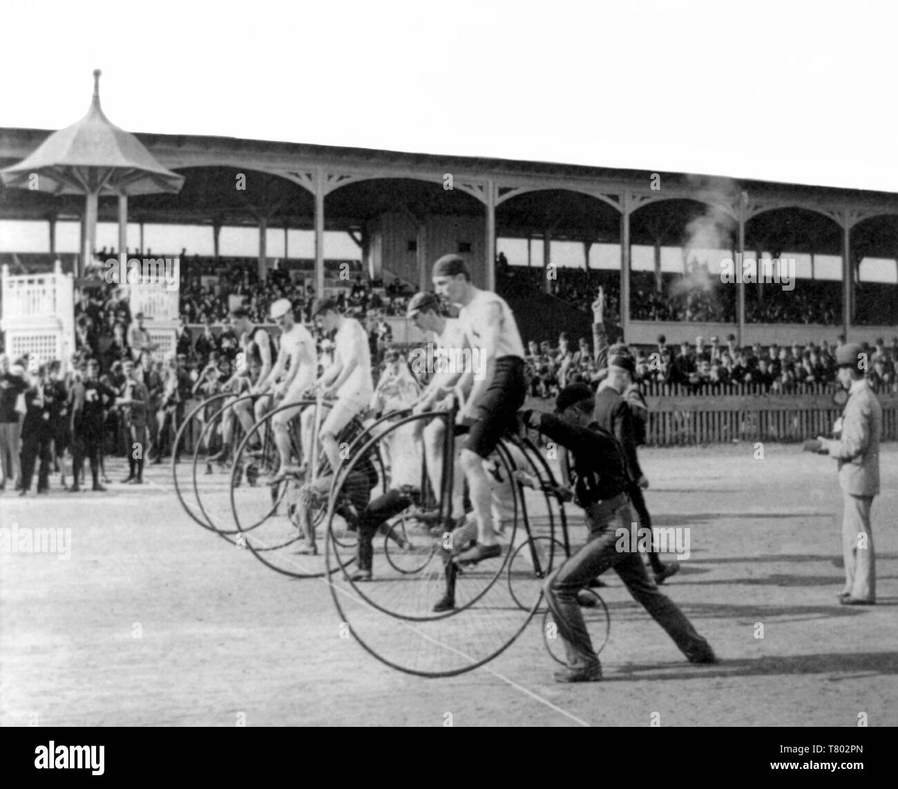 High Wheeler Bicycle Race, 1890s Stock Photo