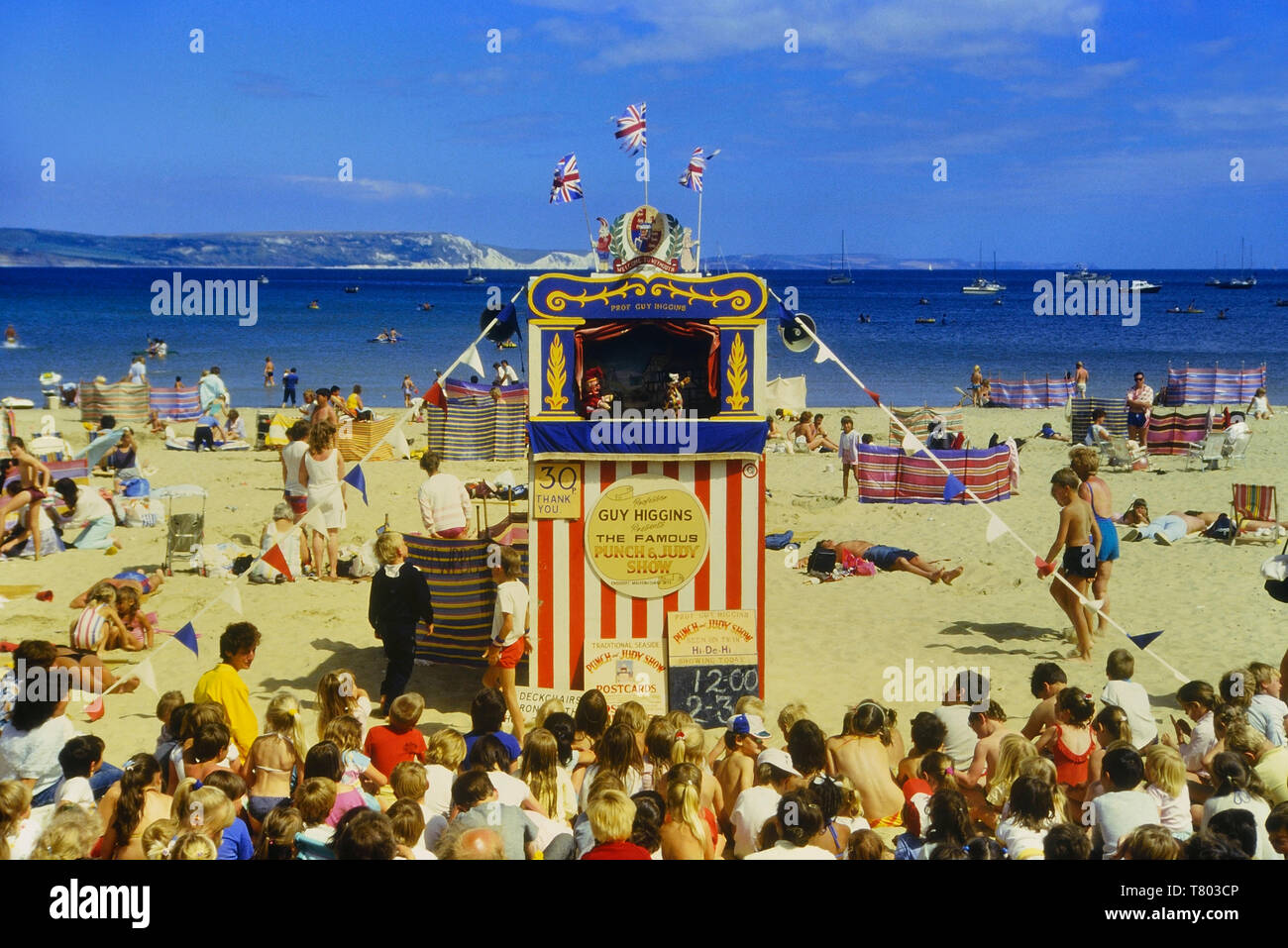 Punch and Judy traditional puppet show, Weymouth beach, Dorset, England