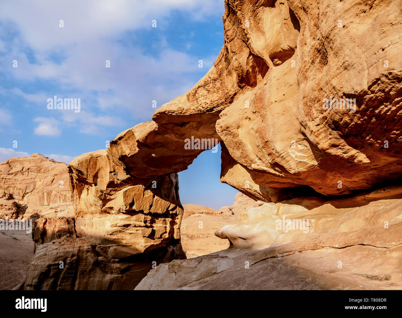Um Fruth Rock Bridge, Wadi Rum, Aqaba Governorate, Jordan, Middle East Stock Photo