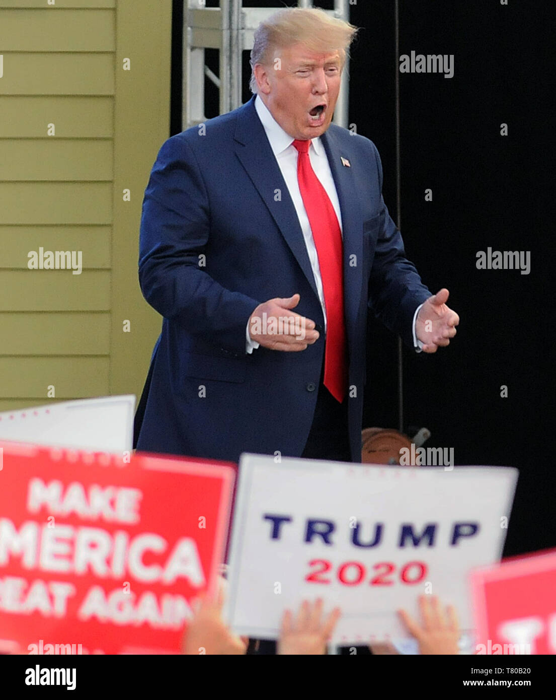 Panama City Beach, Florida, USA. 08th May, 2019. U.S. President Donald Trump reacts as he arrives on stage to address supporters at a Make America Great Again rally at the Aaron Bessant Park  Amphitheater on May 8, 2019 in Panama City Beach, Florida. (Paul Hennessy/Alamy) Credit: Paul Hennessy/Alamy Live News Stock Photo