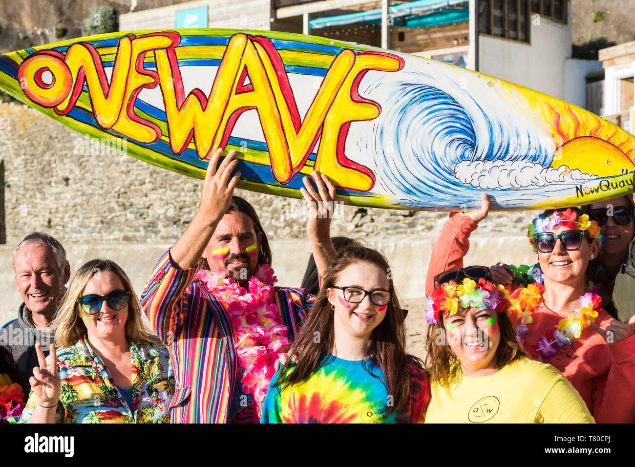 Newquay, Cornwall, UK. 9th May, 2019.  May is Mental Awareness Month. Tonight, founder of OneWave Mental Awareness Charity Grant Trebilco from Sydney, Australia joins the Newquay OneWave community to chat openly about mental health issues. Grant believes bright colours make people happy and help start conversations about an invisible issue.   Gordon Scammell/Alamy Live News. Stock Photo
