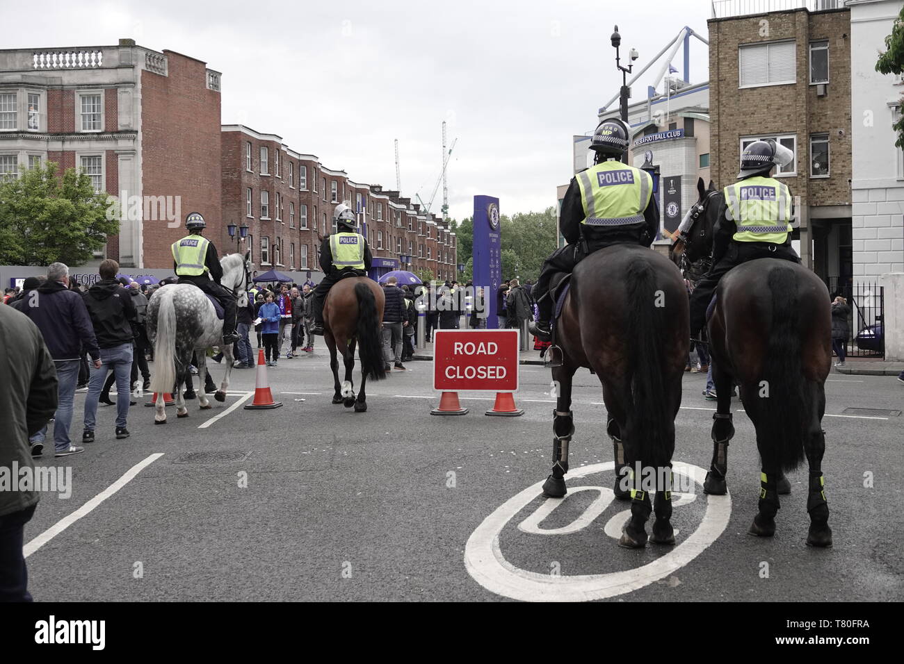 Chelsea, London, UK. 9th May, 2019. Police scour the streets before the Europa League Semi Final second leg match between Chelsea FC and Eintracht Frankfurt FCm where they were on the look out for German fans arriving without tickets, and causing trouble. Credit: Motofoto/Alamy Live News Stock Photo