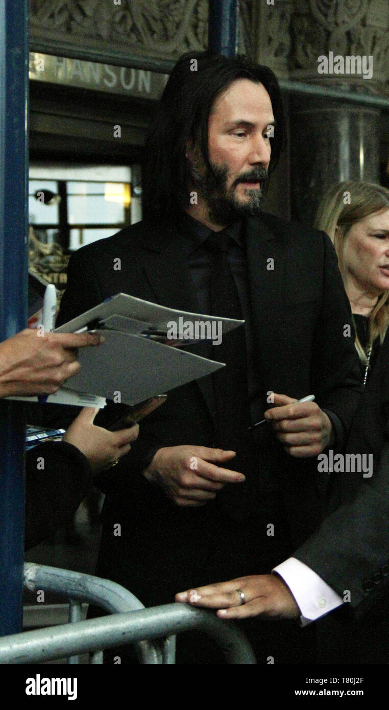 Keanu Reeves Steps Out for 'John Wick: Chapter 3' Premiere in London: Photo  4282844, John Wick, Keanu Reeves Photos