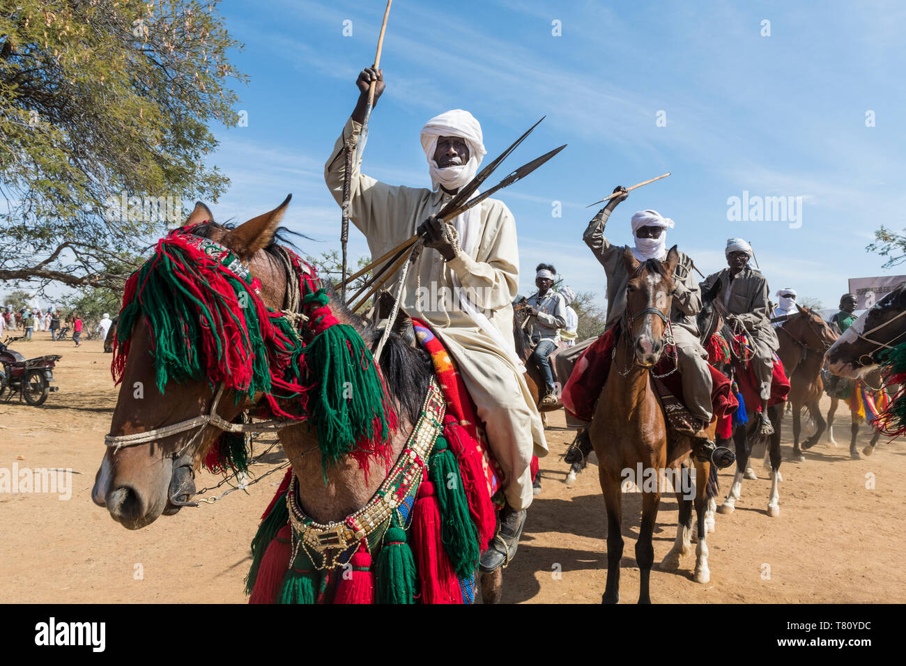 With spear africa hi-res stock photography and images - Alamy