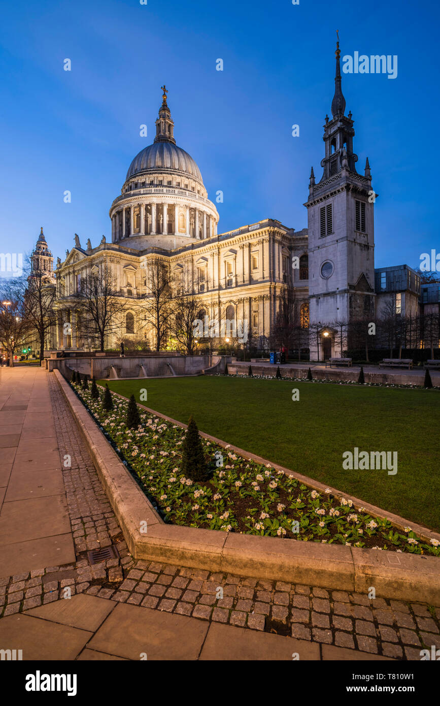 St. Pauls Cathedral at night, City of London, London, England, United Kingdom, Europe Stock Photo
