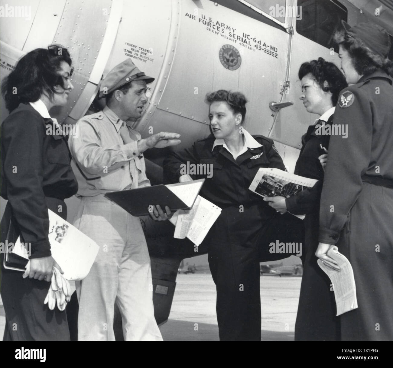 World war 2 women pilot hi-res stock photography and images - Alamy