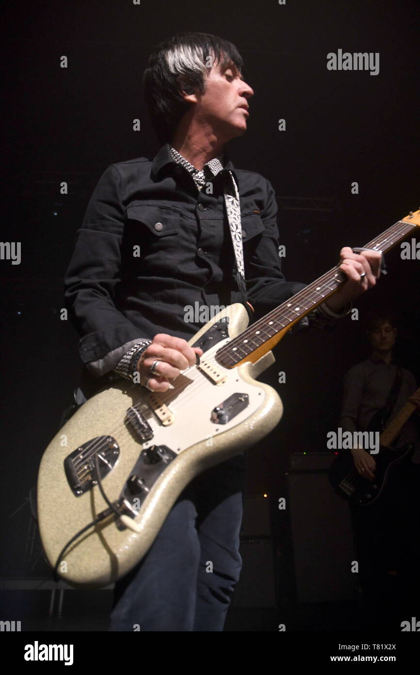 Johnny marr hi-res stock photography and images - Alamy