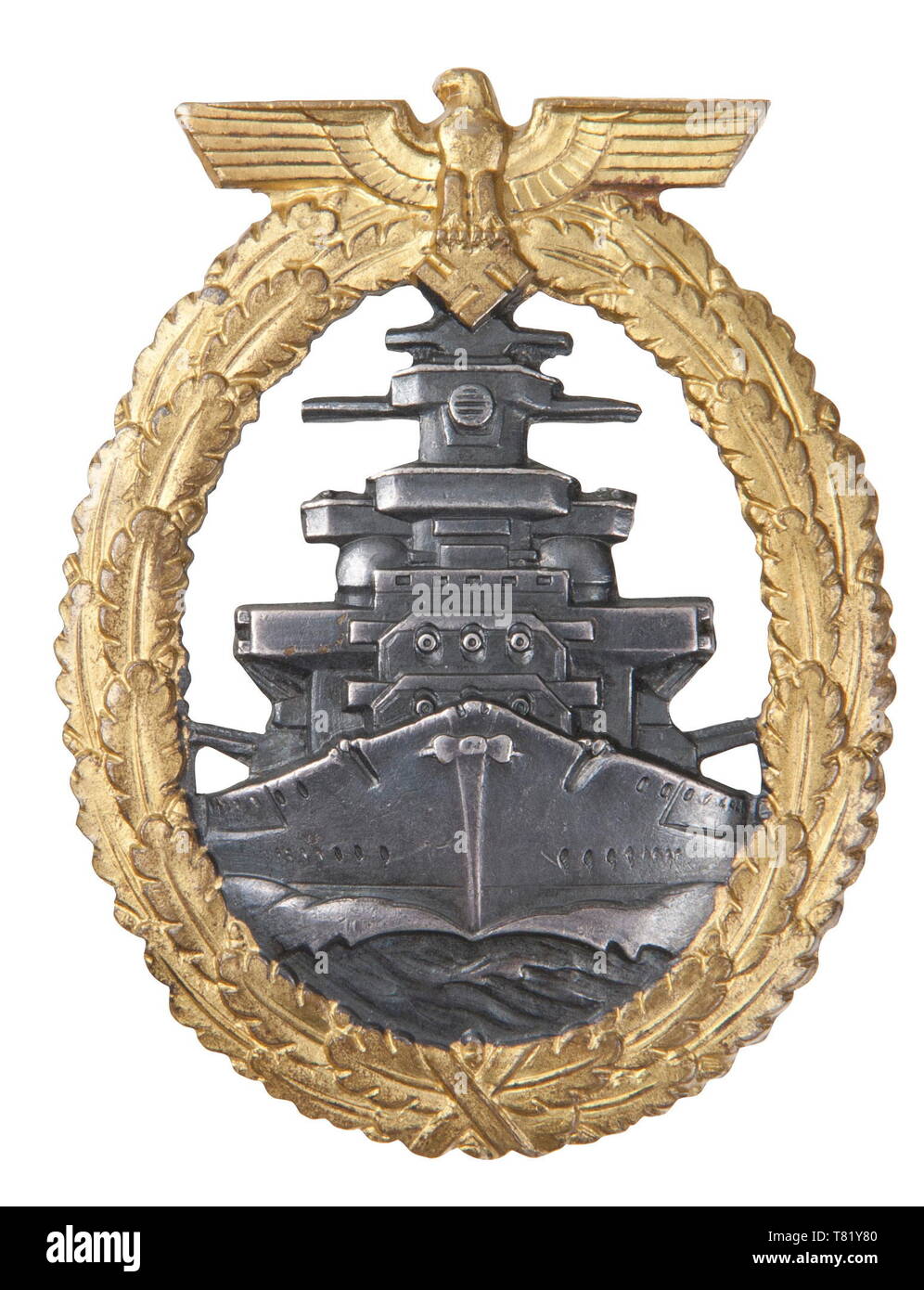 A High Seas Fleet War Badge Maker C. Schwerin u. Sohn. Early tombak example with raised trademark, barrel hinge and vertical tapered pin. USA-Los historic, historical, awards, award, German Reich, Third Reich, Nazi era, National Socialism, object, objects, stills, medal, decoration, medals, decorations, clipping, cut out, cut-out, cut-outs, honor, honour, National Socialist, Nazi, Nazi period, 20th century, Editorial-Use-Only Stock Photo