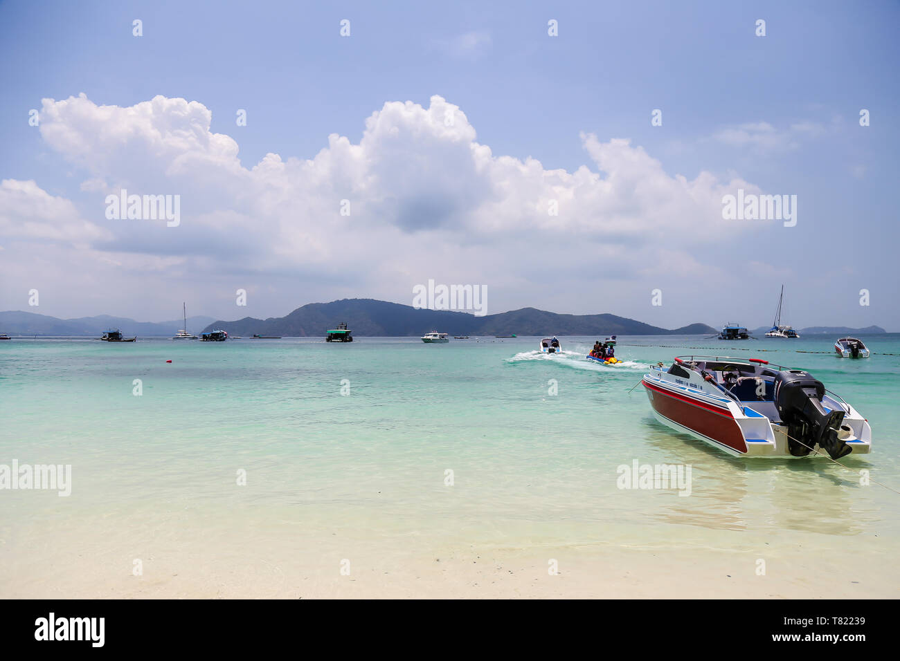 Summertime at Raya Island, Phuket, Thailand and so many tourists from