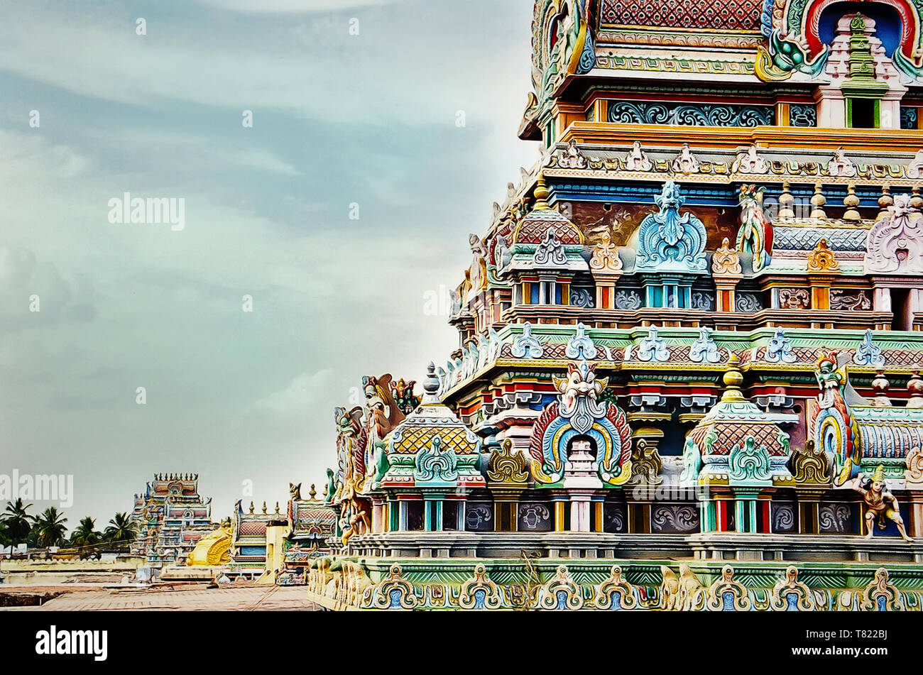Gopuram srirangam hi-res stock photography and images - Alamy