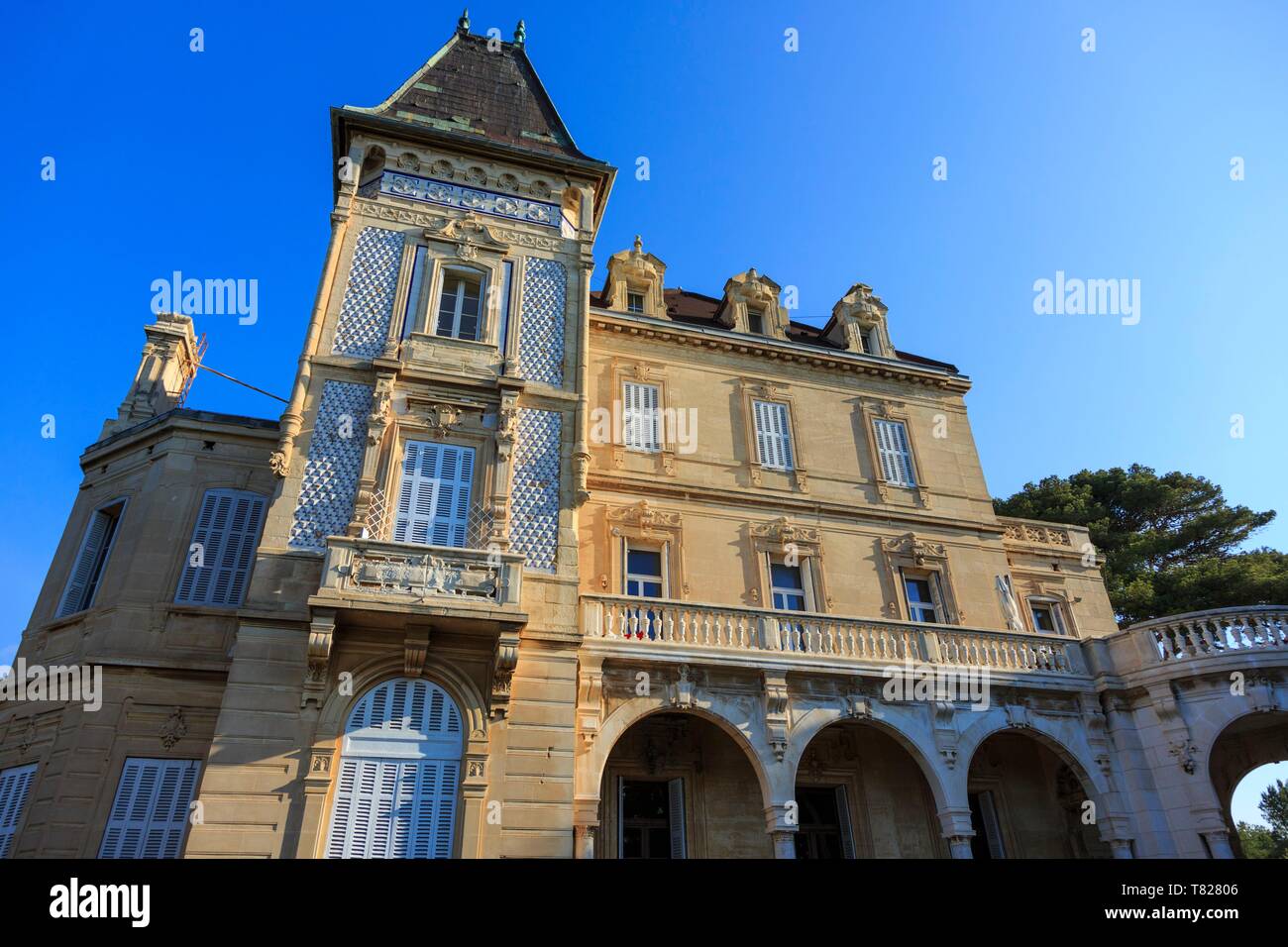 France, Bouches du Rhone, The Blue Coast, Sausset Les Pins, Castle Charles Roux (19th) private condominium Stock Photo