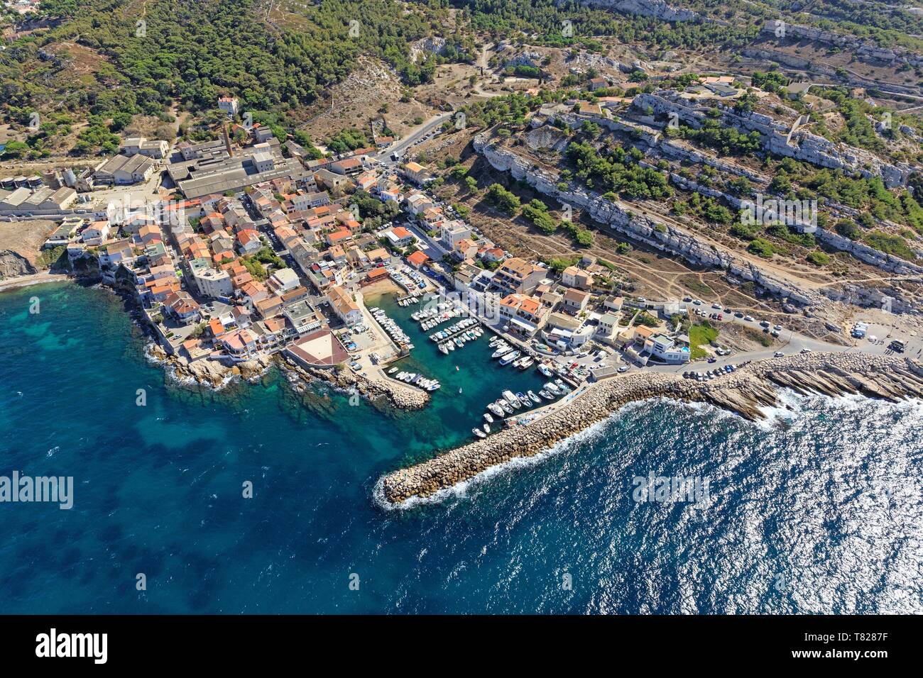 France, Bouches du Rhone, Marseille, 8th arrondissement, Montredon district, La Madrague harbor (aerial view) Stock Photo