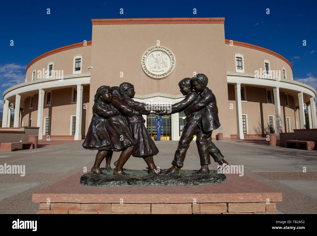 The New Mexico State Capitol in Santa Fe, New Mexico is also known as the  roundhouse.The only round state capitol in the United States Stock Photo -  Alamy, image size:1300x969