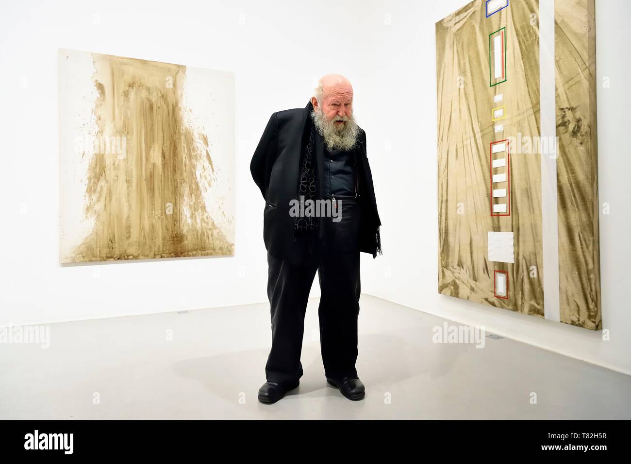 France, Paris, Galerie RX, Hermann Nitsch, Hermann Nitsch, contemporary Austrian artist, co founder of the Wiener Aktionismus movement (Viennese Actionism) Stock Photo