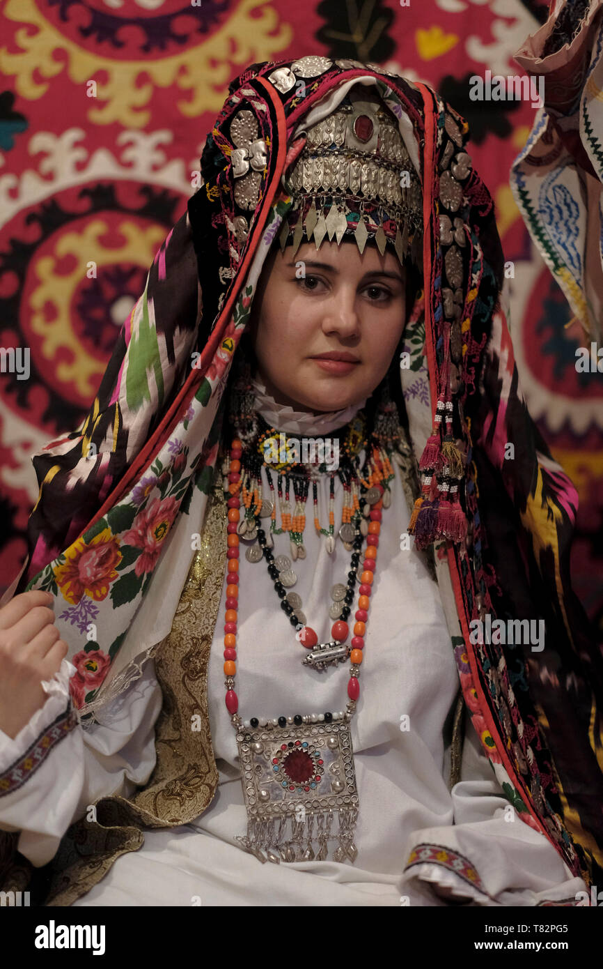 3gp gey porno videolar Rus toy kechasi porno video