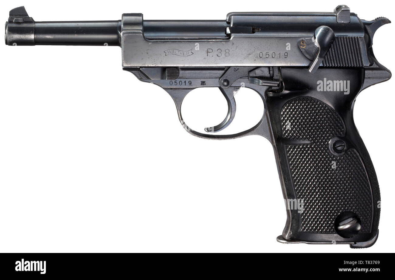 Walther P 38, 'Null-Serie' So-called 4th model. Cal. 9 mm Parabellum, no. 05019. Matching numbers. Matt bore. Standard inscription of Null-Serie (zero series). Acceptance mark eagle/359 on all main and small parts. Original blue black highly polished finish with wear marks along edges, somewhat thinner on front of grip. Matching-numbered magazine with double acceptance eagle/359. Black Bakelite grip panels also with matching numbers including acceptance eagle/359. A rare collectors´ item in very good condition. Erwerbsscheinpflichtig. historic, h, Additional-Rights-Clearance-Info-Not-Available Stock Photo