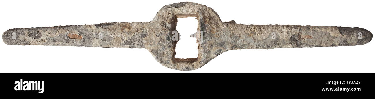 A Roman lead anchor 1st century BC - 1st century AD. Lead with light patina and parts of sintering. Rectangular pierced eye with tapering arms at the sides. Diving find from the Mediterranean. Length 80.5 cm, weight 30 kg. Heavy anchor stock of a comparatively small trading vessel, probably cast directly around the wooden shank. Provenance: Old South German private collection from the 1960s. historic, historical, Roman Empire, ancient world, ancient times, ancient world, Additional-Rights-Clearance-Info-Not-Available Stock Photo