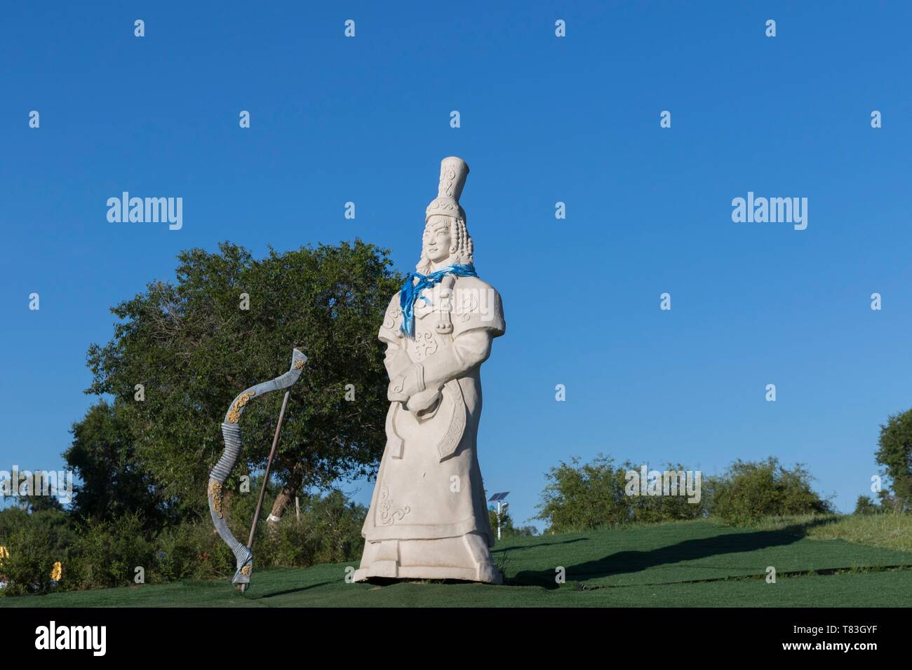 China, Inner Mongolia, Hebei Province, Zhangjiakou, Bashang Grassland, Hotel with yurts and statue of a MOngol soldier Stock Photo