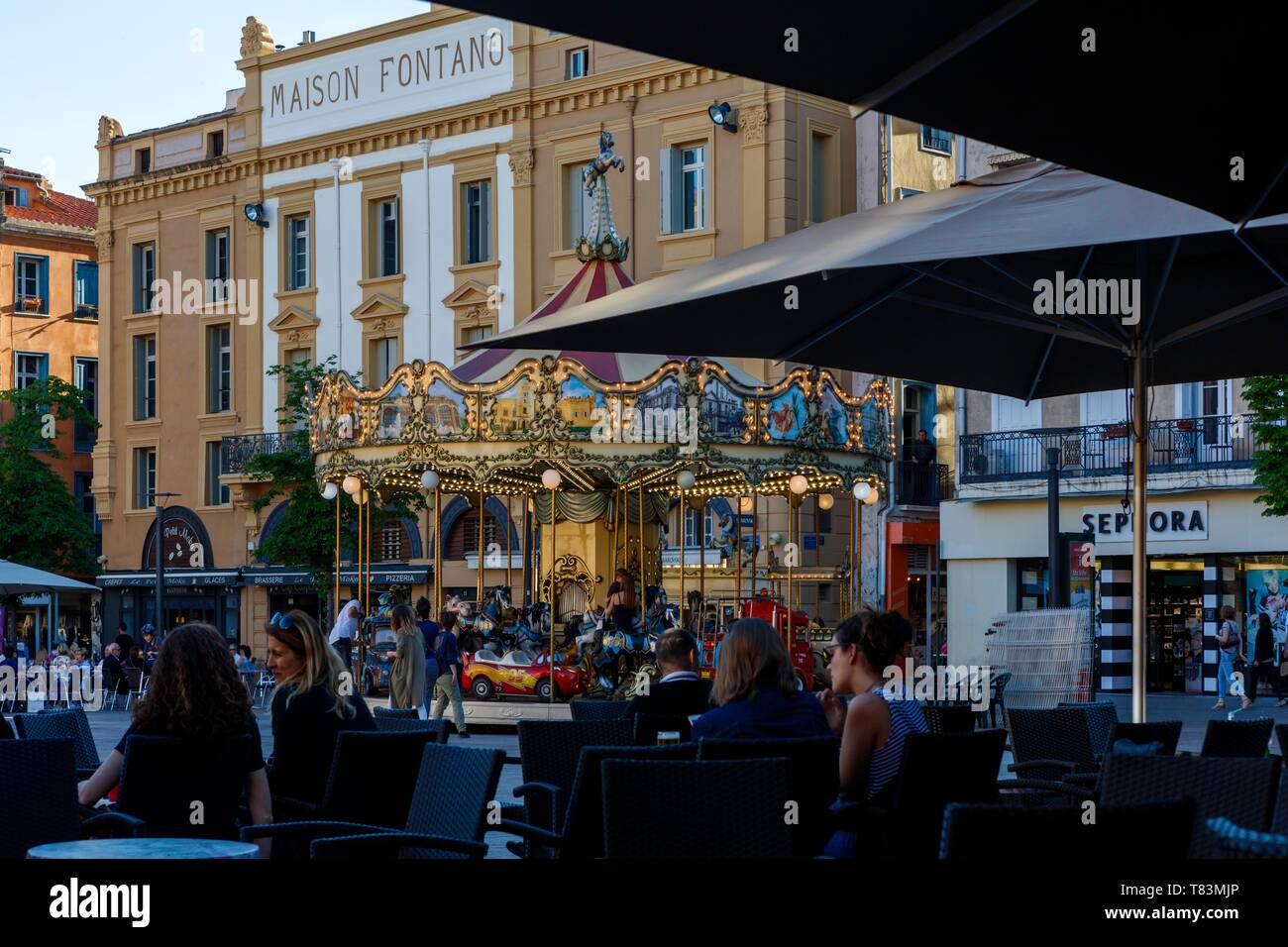 France, Pyrenees Orientales, Perpignan, city center, street scene in downtown Stock Photo