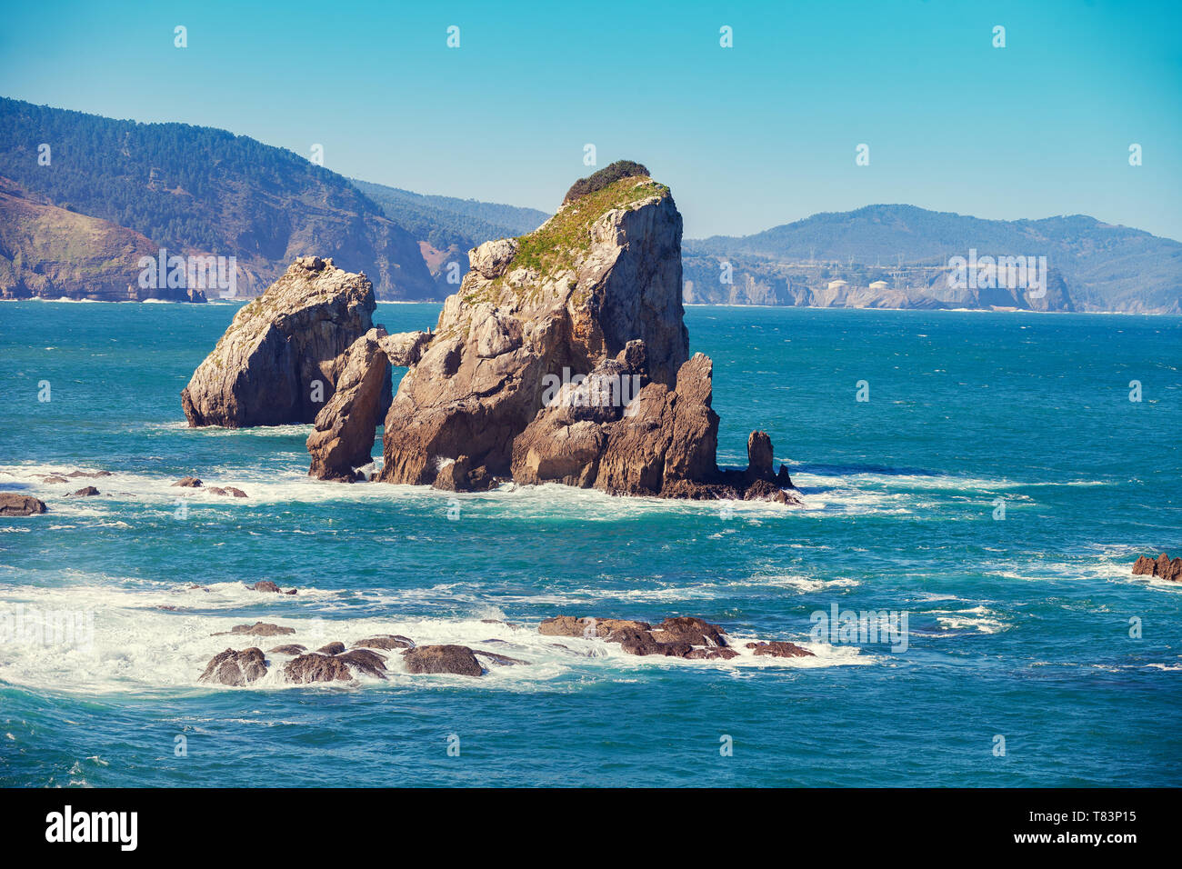 Rocky beach in bermeo hi-res stock photography and images - Alamy