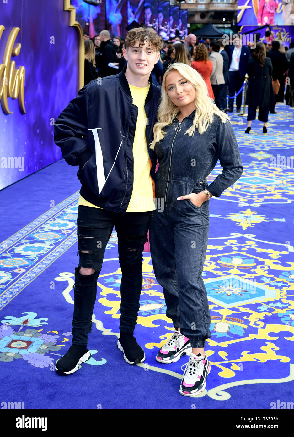 Jed Barker and Saffron Barker attending the Aladdin European Premiere