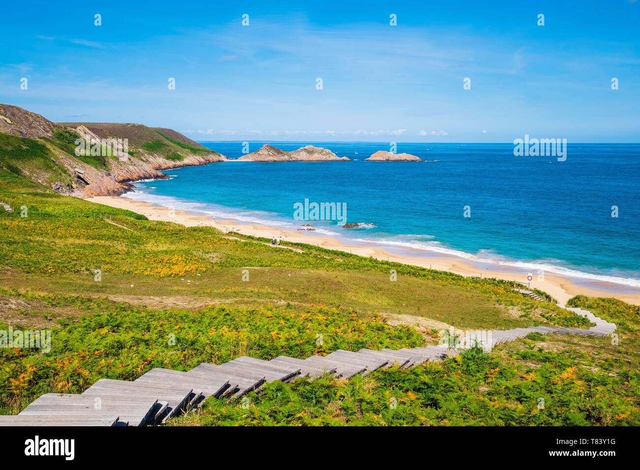 Erquy cape hires stock photography and images Alamy