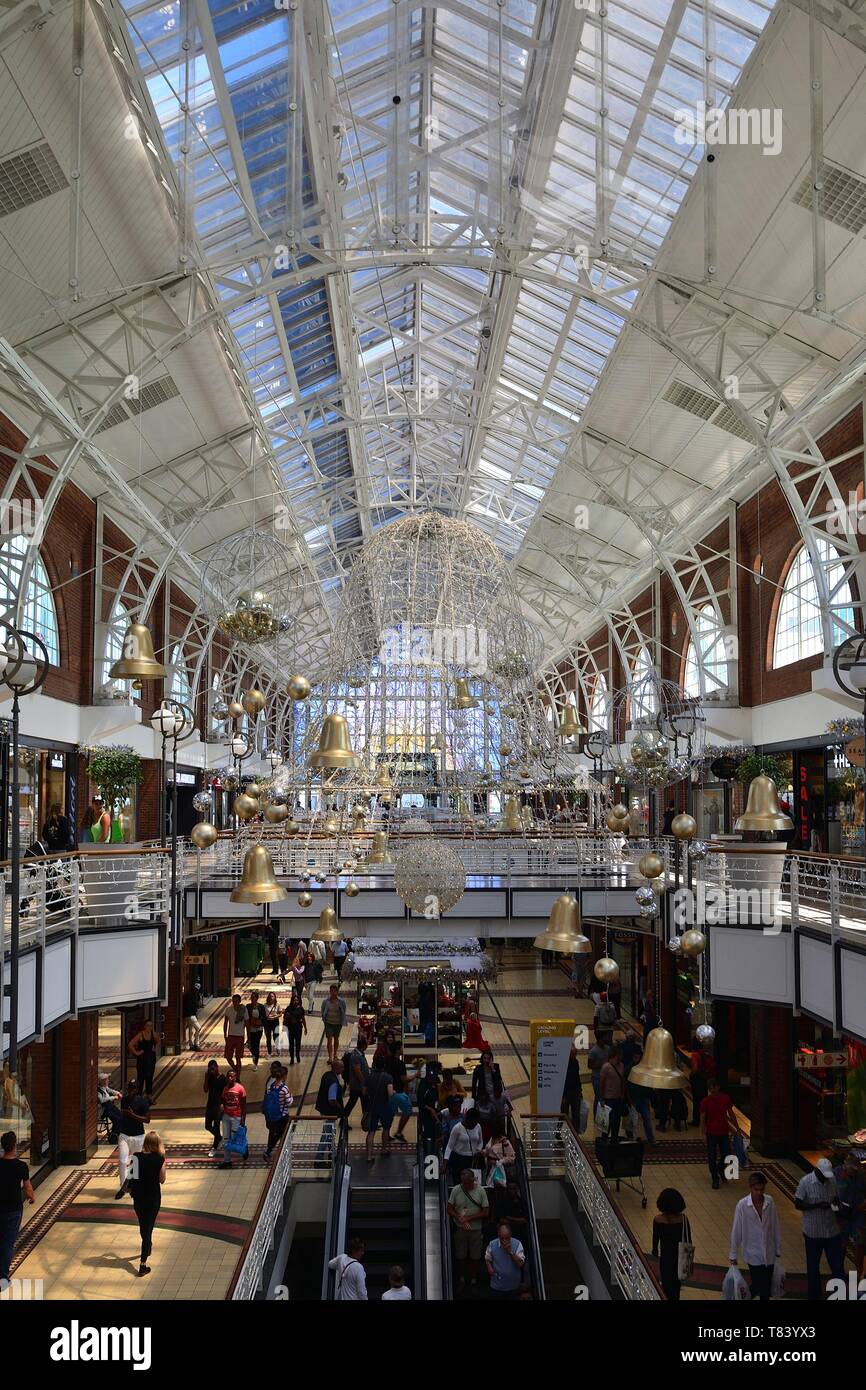 South Africa, Western Cape, Cape Town, V&A Waterfront, the mall Stock Photo Alamy