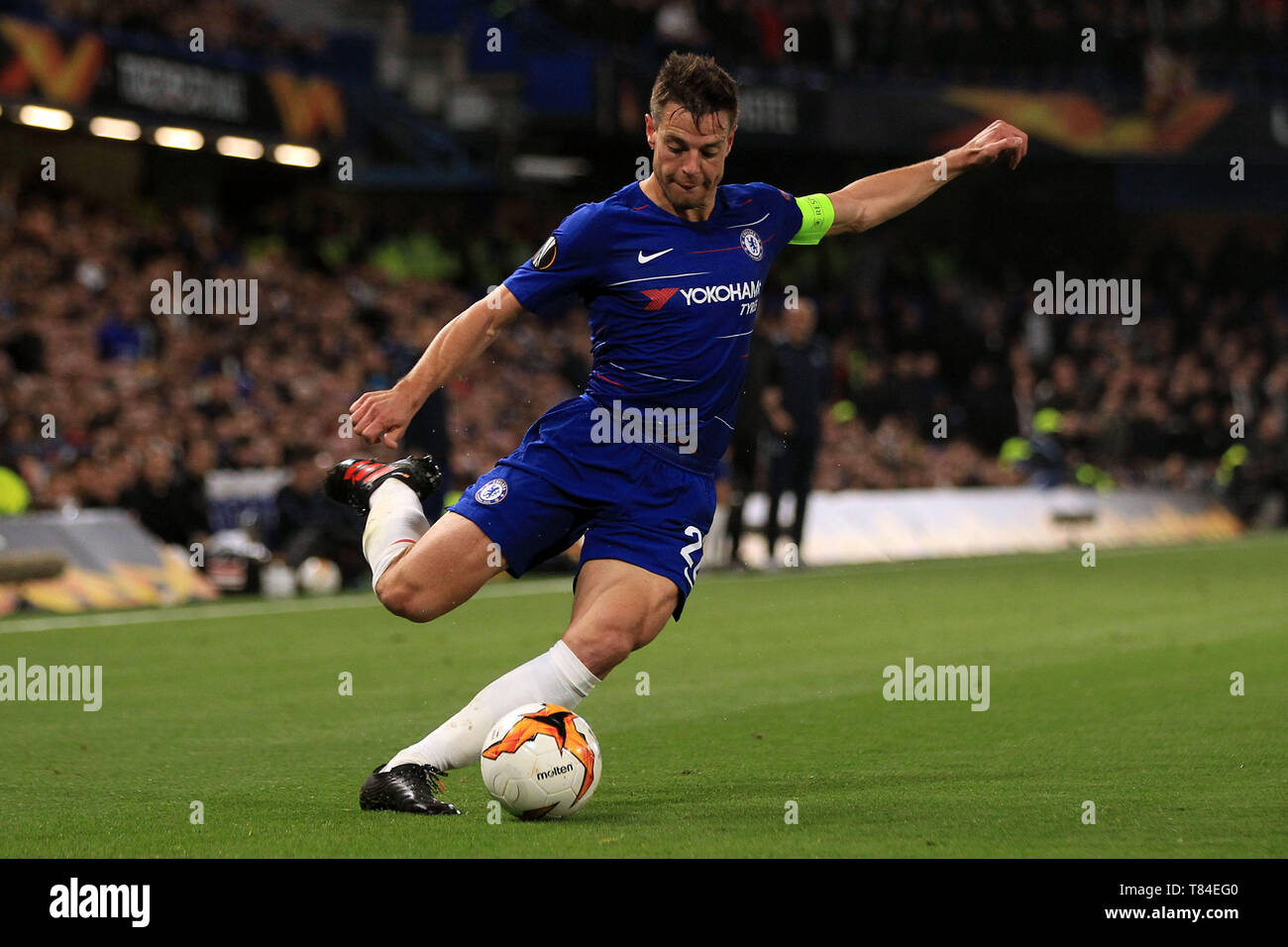 London, UK. 9th May 2019. Cesar Azpilicueta of Chelsea in action. UEFA Europa league match, semi- final, 2nd leg match , Chelsea v Eintracht Frankfurt at Stamford Bridge in London on Thursday 9th May 2019.  this image may only be used for Editorial purposes. Editorial use only, license required for commercial use. No use in betting, games or a single club/league/player publications . pic by Steffan Bowen Credit: Andrew Orchard sports photography/Alamy Live News Stock Photo