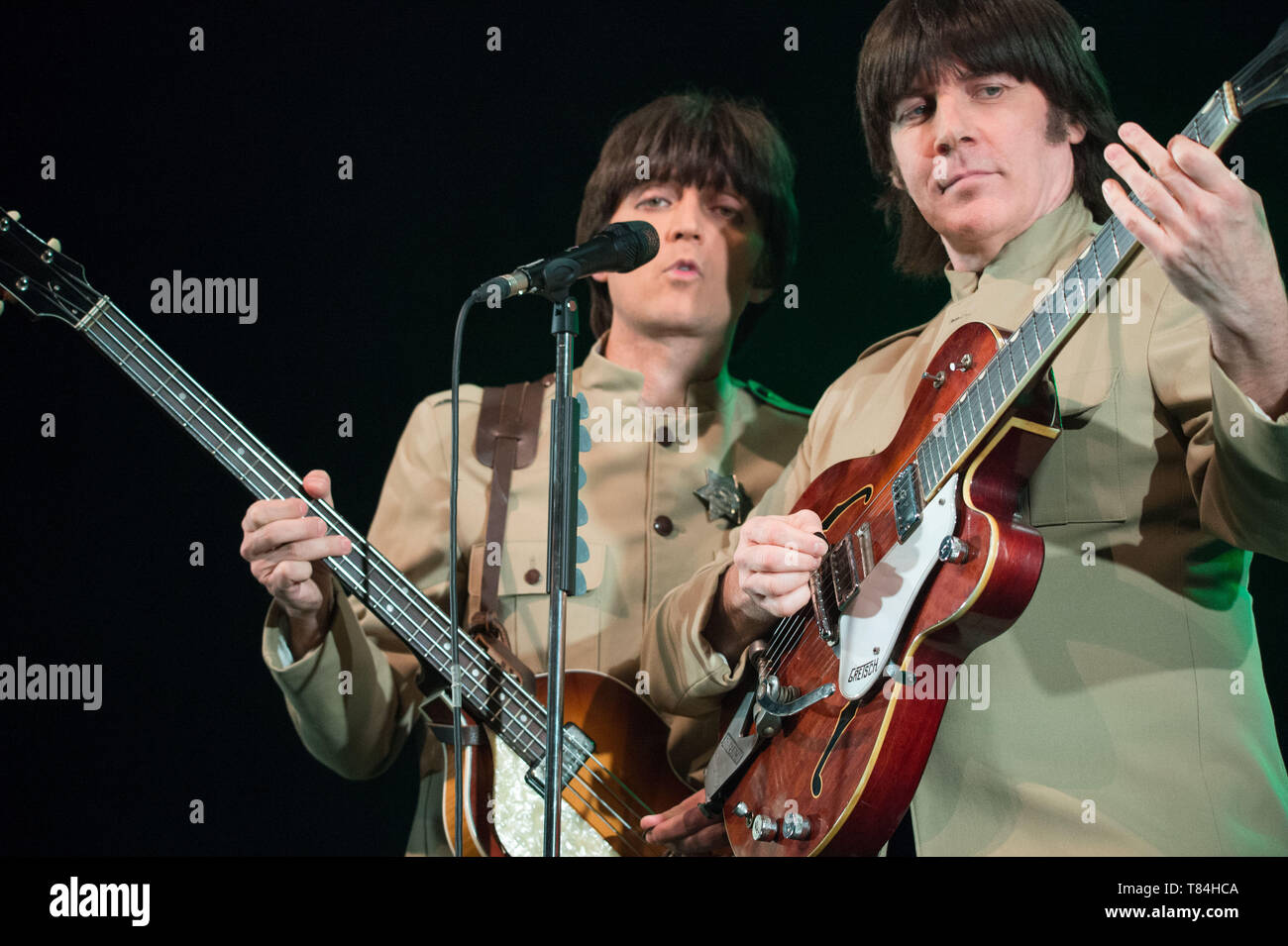 Beatles She Loves You High Resolution Stock Photography And Images Alamy