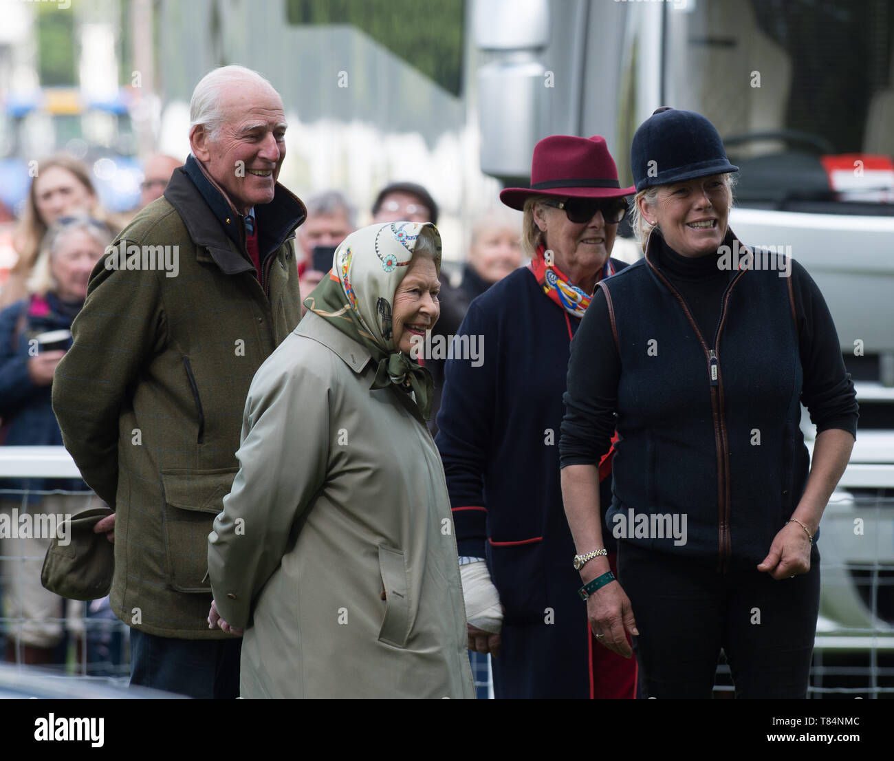 Queen at balmoral 2019 hires stock photography and images Alamy