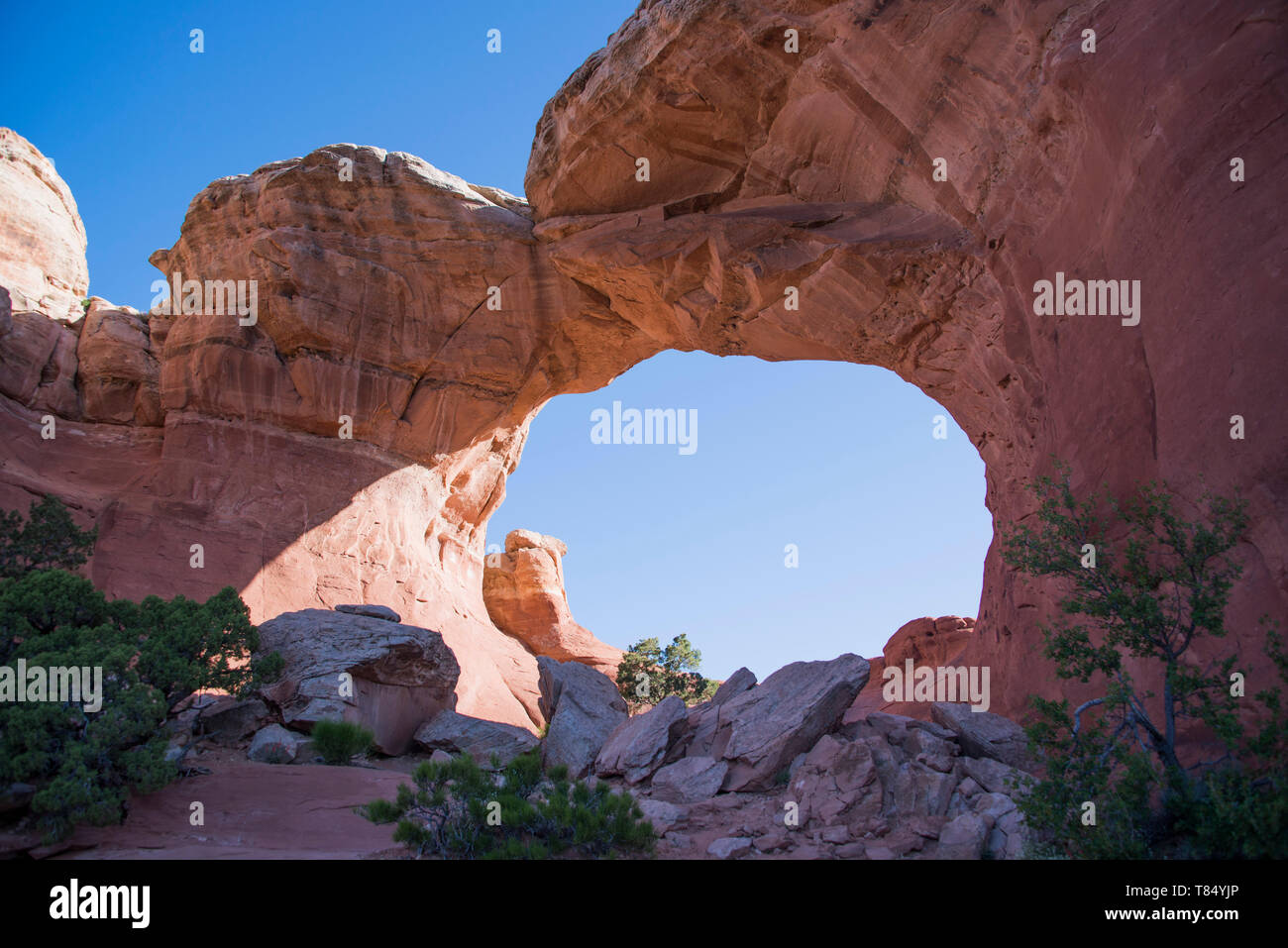 Broken arch loop hires stock photography and images Alamy