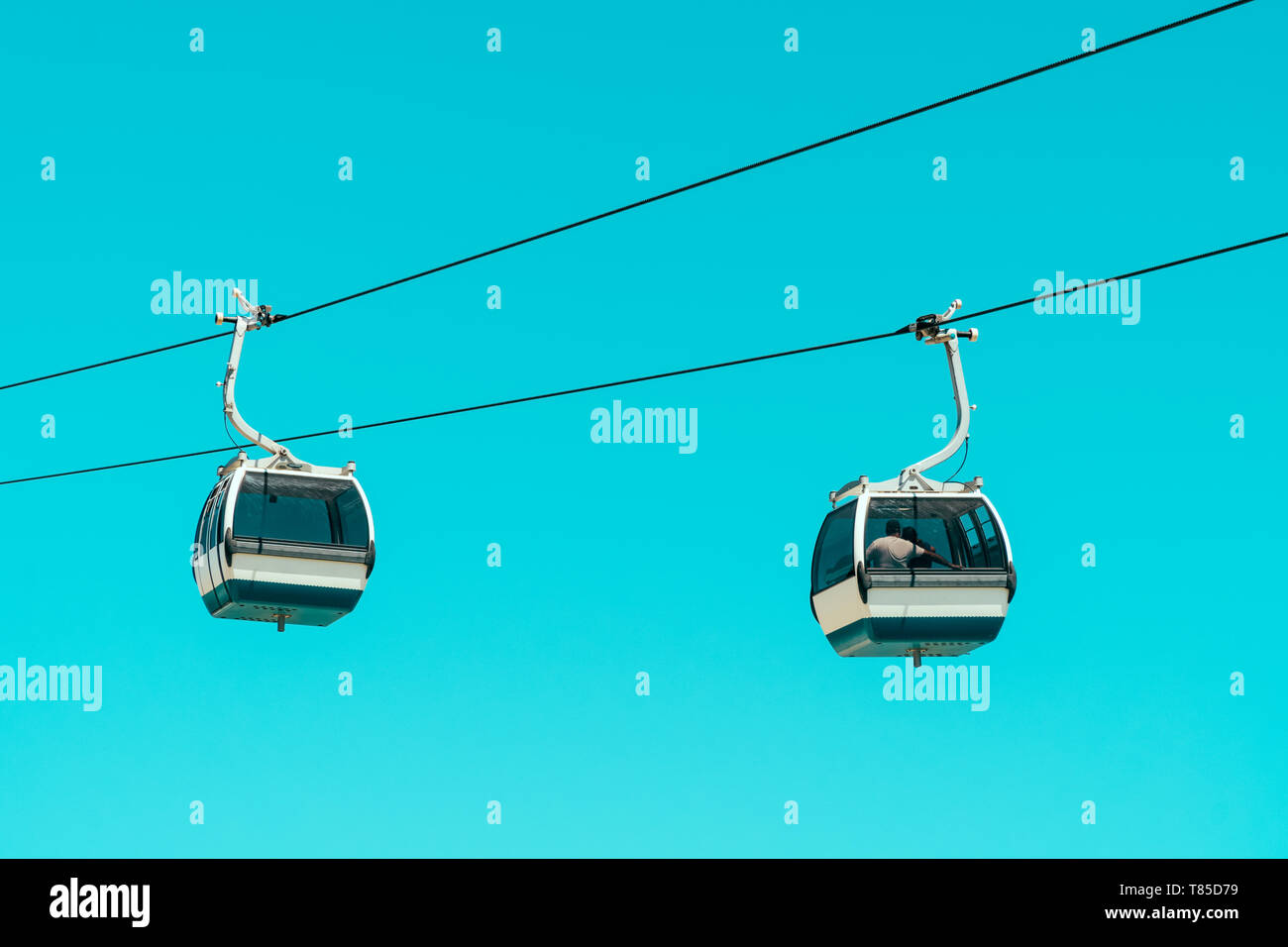 Aerial cable car cars cableway tramway hires stock photography and